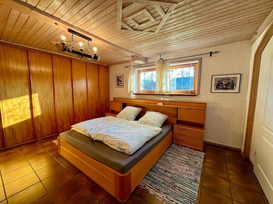 Romantisches Alpenchalet - Mit Sauna Und Kamin - Ruhig Und Zentral Бад-Тельц Екстер'єр фото